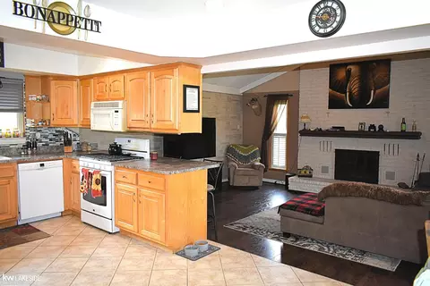 46515 Meadow, Macomb, MI 48044 photo 18