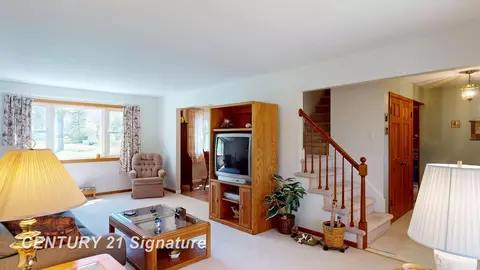 Entry Way - 5028 Sioux, Flushing, MI 48433 photo 1 of 2