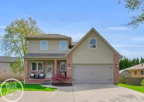 39942 Bridgeview, Harrison Township, MI 48045