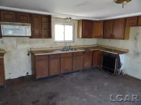 Kitchen - 6891 Sage, Hudson, MI 49247 photo 1 of 1