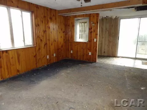 Living - 6891 Sage, Hudson, MI 49247 photo 1 of 1