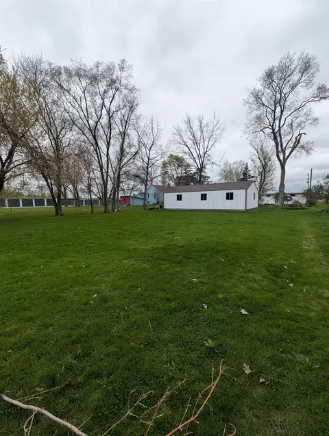 932 E Pne, Sebewaing, MI 48759 photo 21