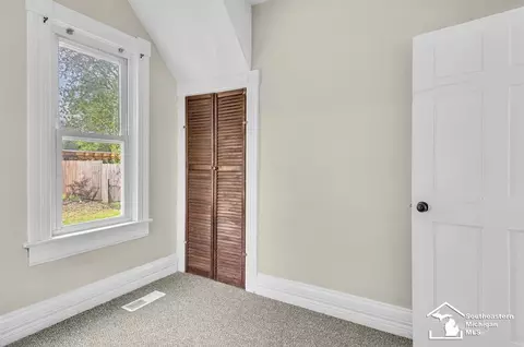 Bedroom - 1130 W Temperance, Temperance, MI 48182 photo 2 of 9