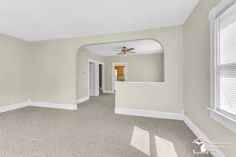 Living - 1130 W Temperance, Temperance, MI 48182 photo 1 of 7