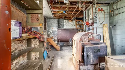 605 W A, Iron Mountain, MI 49801 photo 23