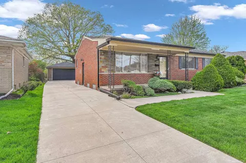 28443 Campbell, Warren, MI 48093 photo 4
