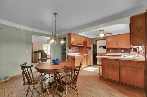 28443 Campbell, Warren, MI 48093 photo 8