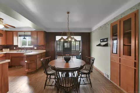 28443 Campbell, Warren, MI 48093 photo 7