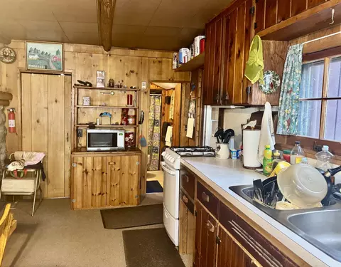 Kitchen - 4690 E Arnold Lk, Harrison, MI 48625 photo 1 of 1