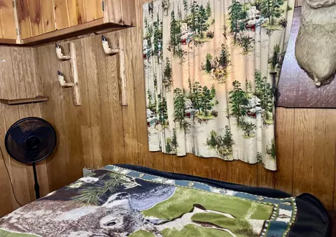 Bedroom - 4690 E Arnold Lk, Harrison, MI 48625 photo 2 of 4