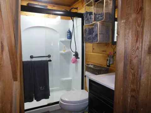 Bath - 80 E Townline Lk, Harrison, MI 48625 photo 1 of 1