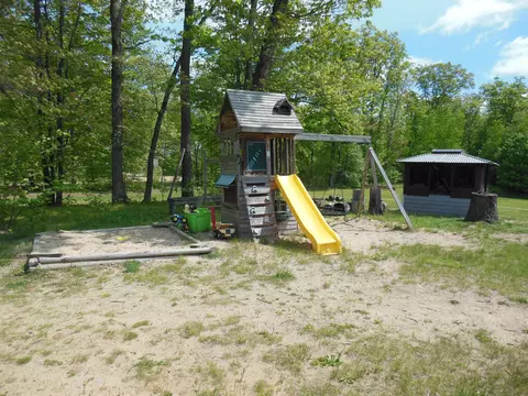 Exterior - 80 E Townline Lk, Harrison, MI 48625 photo 20 of 35