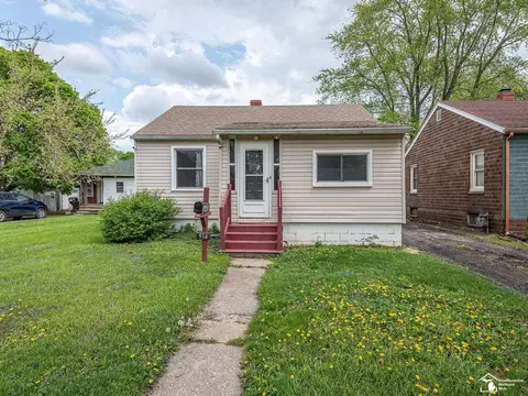914 Maple, Monroe, MI 48162