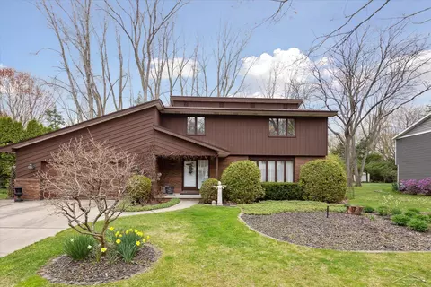 304 Mayfield, Midland, MI 48640
