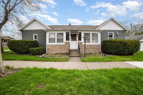 704 24th, Bay City, MI 48708