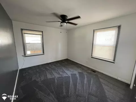 2415 Beta, Flint, MI 48506 photo 10