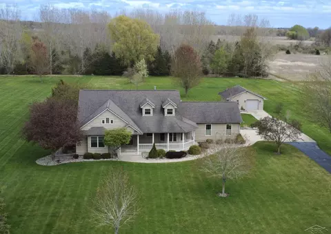 2808 N Thomas, Saginaw, MI 48609