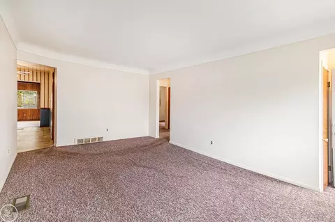 Living - 2366 Edwin, Warren, MI 48092 photo 2 of 4