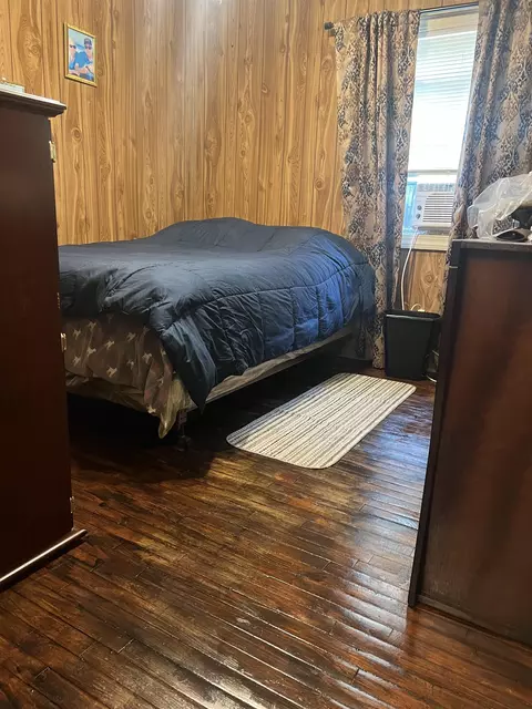 Bedroom - Undisclosed, Owosso, MI 48867 photo 1 of 2
