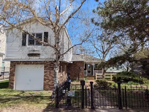 412 Ricoma Bch, Bay City, MI 48706