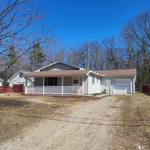 6826 Cedar Lk, Oscoda, MI 48750