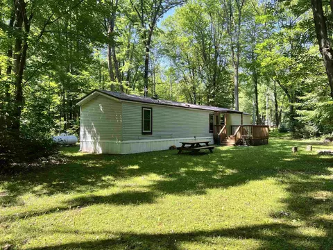 6220 Maple, Harrison, MI 48625 photo 6