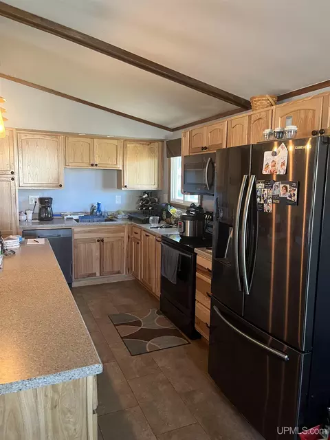 1740 Southwood, Ishpeming, MI 49849 photo 28