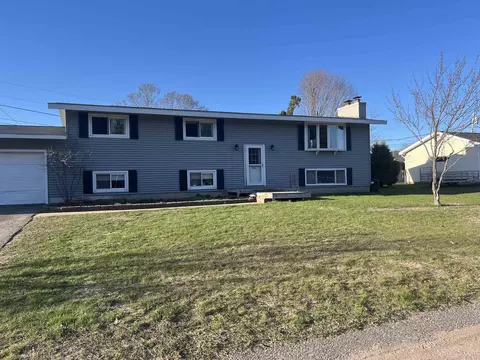 1740 Southwood, Ishpeming, MI 49849 photo 5