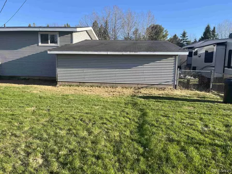 1740 Southwood, Ishpeming, MI 49849 photo 13