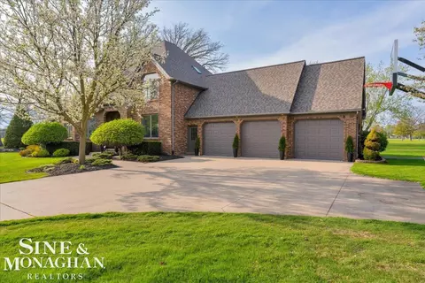 Exterior - 49 Golfside, Saint Clair, MI 48079 photo 5 of 8