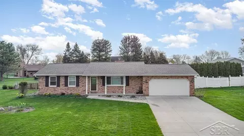 3700 Mannion, Saginaw, MI 48603