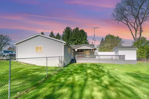 7278 W Coldwater, Flushing, MI 48433 photo 2