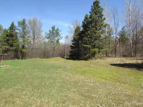 Exterior - 25485 Opal Rd, Watton, MI 49970 photo 8 of 14
