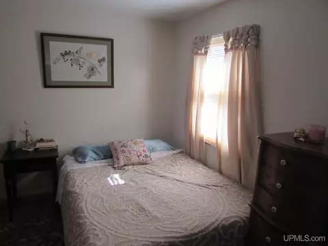 Bedroom - 25485 Opal Rd, Watton, MI 49970 photo 3 of 7