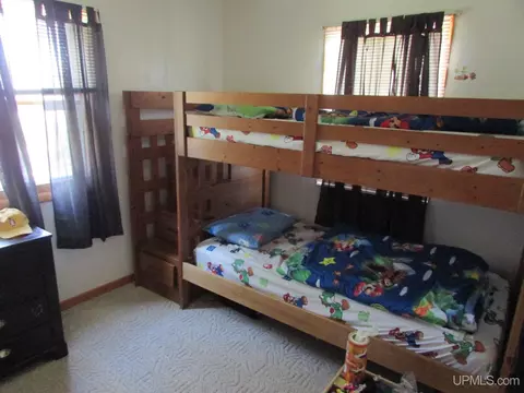 Bedroom - 25485 Opal Rd, Watton, MI 49970 photo 5 of 7