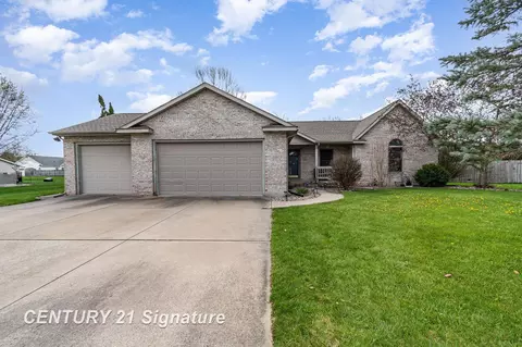 11263 Robin Mdws, Freeland, MI 48623