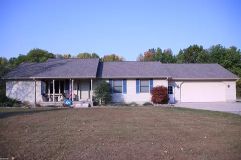 317 N 1st, Chesaning, MI 48616