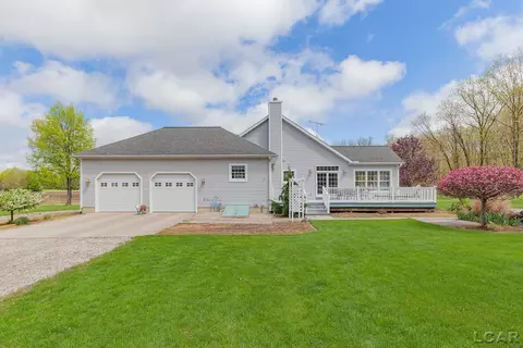 5225 Bent Oak, Adrian, MI 49221