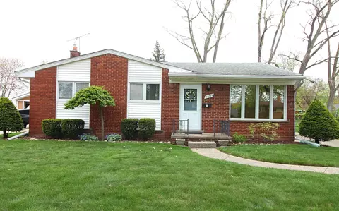 21295 Arcyle, Clinton Township, MI 48035