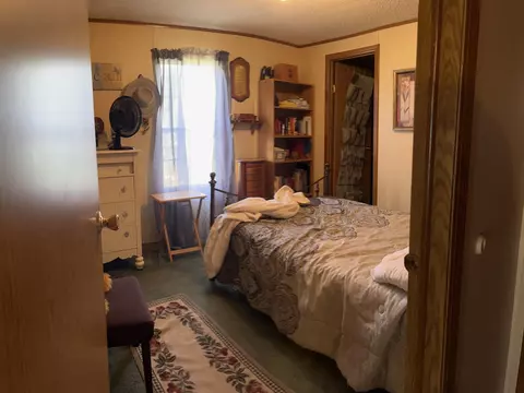 Bedroom - 11640 E Briggs, Riverdale, MI 48877 photo 2 of 2