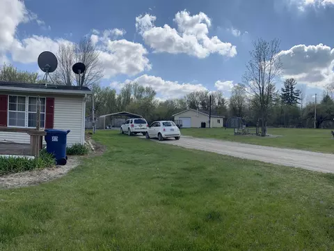 Exterior - 11640 E Briggs, Riverdale, MI 48877 photo 6 of 18