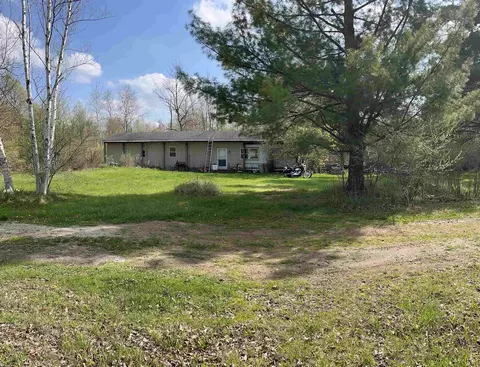 Exterior - 11640 E Briggs, Riverdale, MI 48877 photo 10 of 18