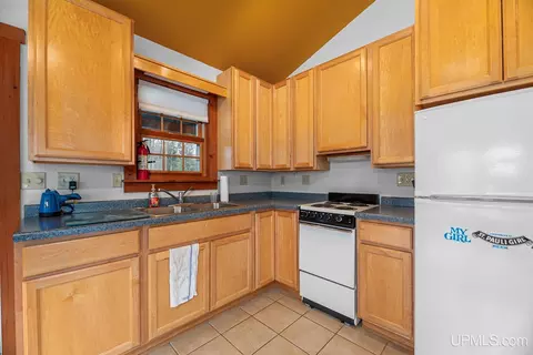 19637 E Hebert, Watersmeet, MI 49969 photo 25