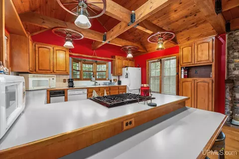 19637 E Hebert, Watersmeet, MI 49969 photo 5