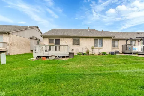 46261 Imperial, Macomb, MI 48044 photo 23