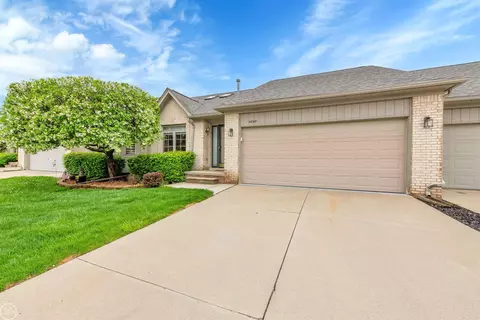 46261 Imperial, Macomb, MI 48044 photo 2