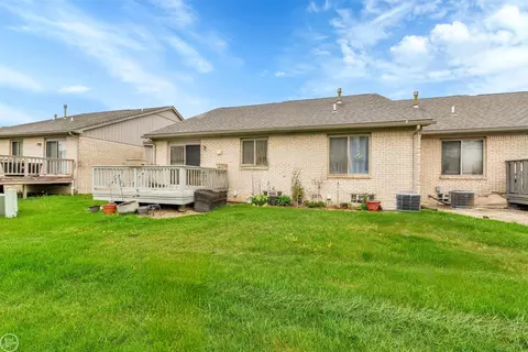 46261 Imperial, Macomb, MI 48044 photo 24
