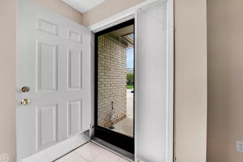 46261 Imperial, Macomb, MI 48044 photo 4