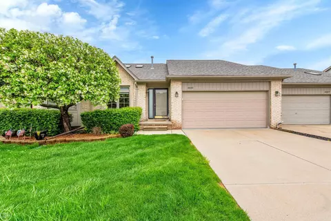 46261 Imperial, Macomb, MI 48044 photo 3