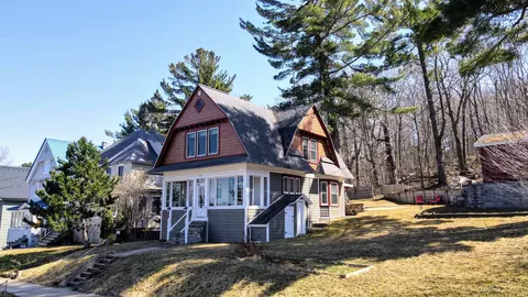 1211 E Fifth, Houghton, MI 49931
